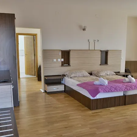 Hotel Bella Nella